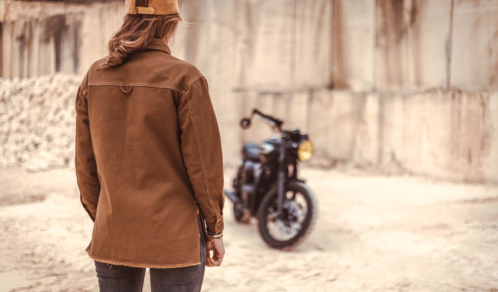 MOTORCYCLE JACKET FOR WOMEN